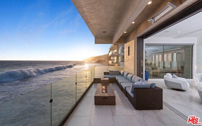 Foto del edificio - 42950 E Pacific Coast Hwy
