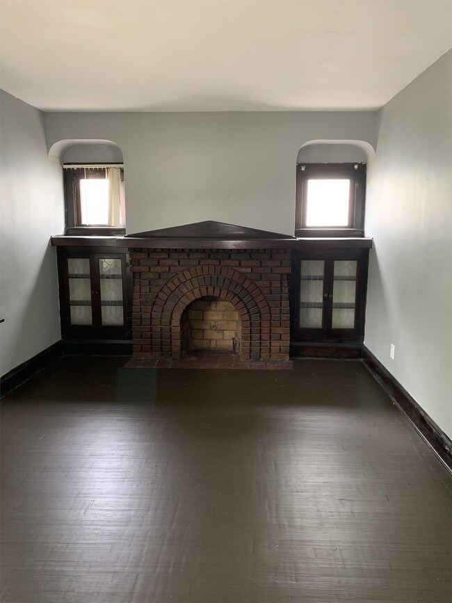 Foto del edificio - 3781 E 140th St