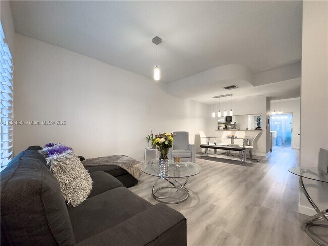 Building Photo - 55 Truman Dr