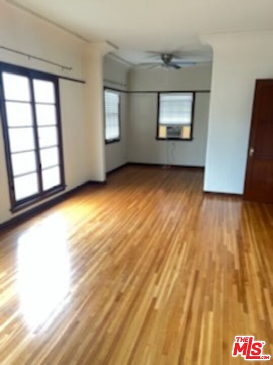 Building Photo - 1637 Greenfield Ave