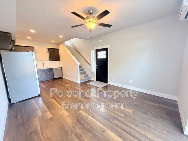 Foto del edificio - 1530 NW 29th Pl