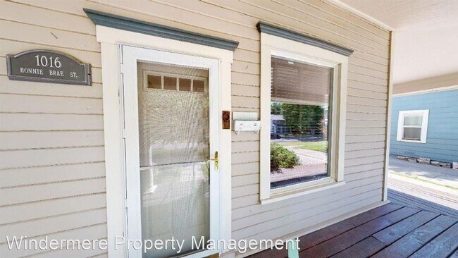 Building Photo - 3 br, 2 bath House - 1016 Bonnie Brae St