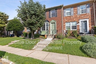 Building Photo - 916 Pentwood Ct