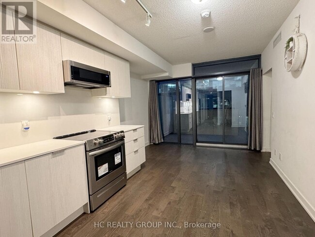 Photo du bâtiment - 25 Richmond St E