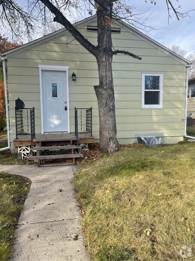 Normal Park Apartments under 1,500 Minot, ND 1 Rentals