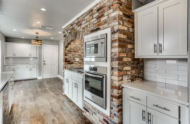 Building Photo - 6023 Berry Trail Ct
