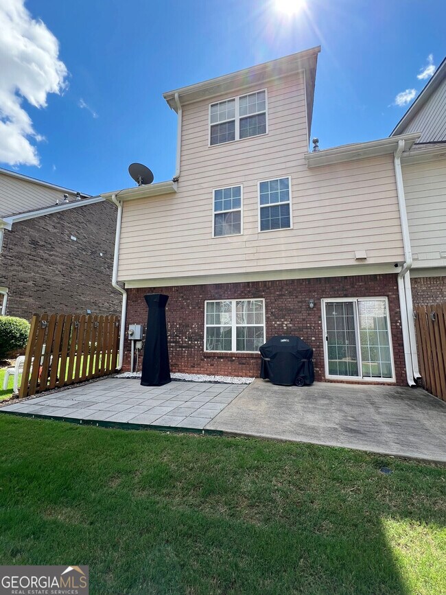 3527 Compass Rose Dr, Peachtree Corners, GA 30092 Townhome Rentals in