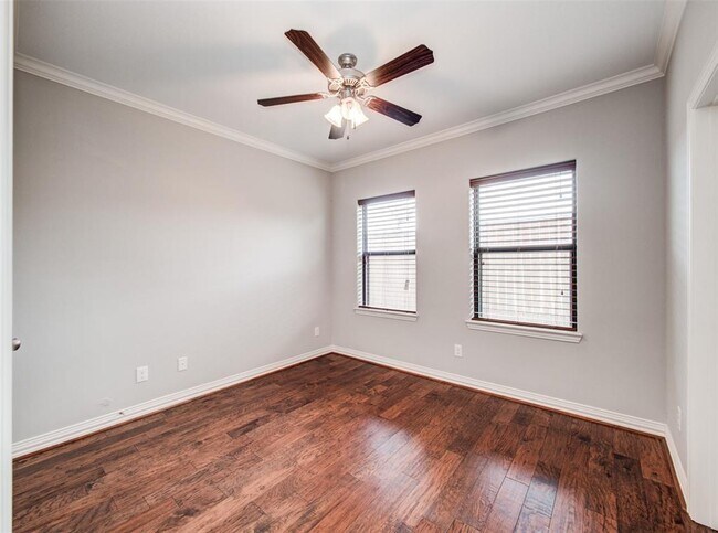 Building Photo - 5911 Turtle Beach Ln