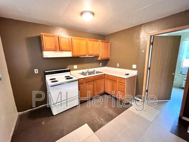 Foto del edificio - 809 E Huntsville Ave