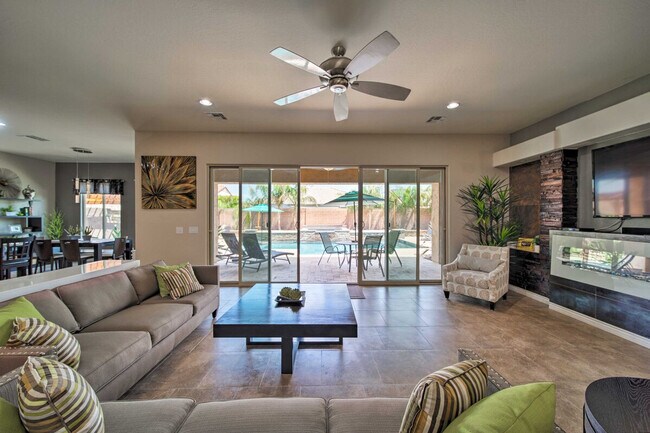 Foto del edificio - 18504 W Paradise Ln