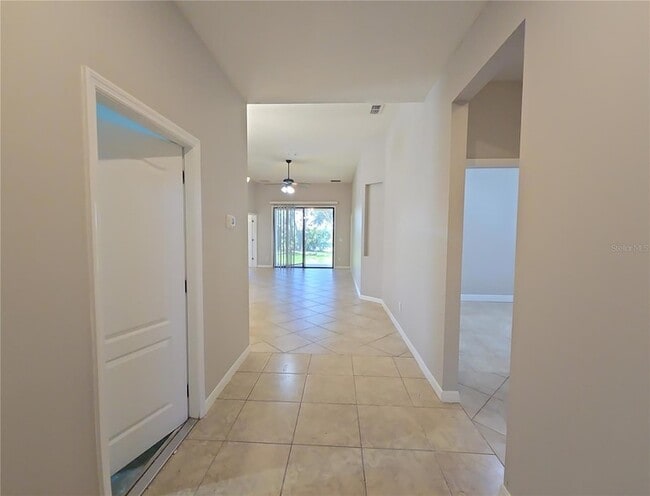 Building Photo - 5201 Sunset Canyon Dr