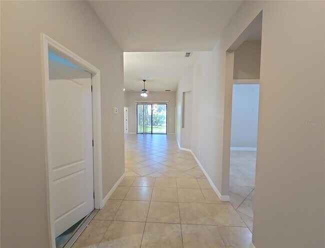 Foto del edificio - 5201 Sunset Canyon Dr