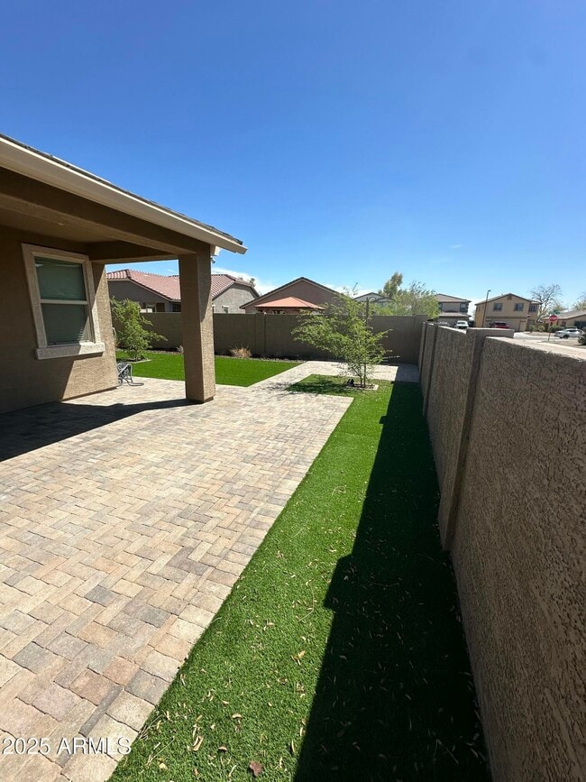 Building Photo - 11183 E Verbina Ln