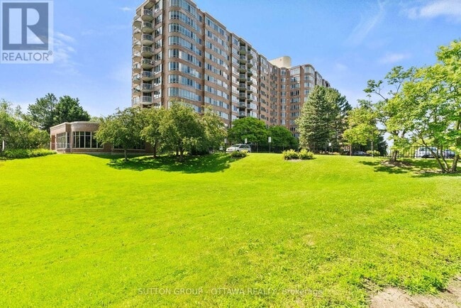 Building Photo - 100 Grant Carman Dr