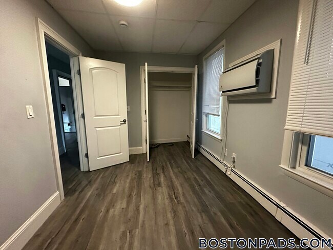 Foto del edificio - 195 Maverick St