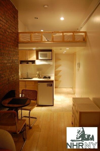 Building Photo - 321 West 30th Street