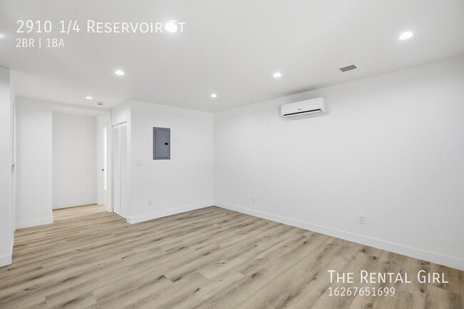 Building Photo - 2910 1/4 Reservoir St-