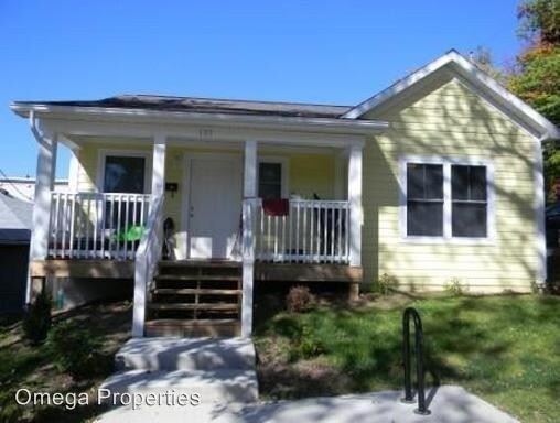 Primary Photo - 103 E 16th St