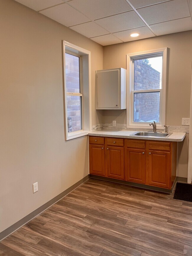 Foto del edificio - 6067 Linfield Ave SE