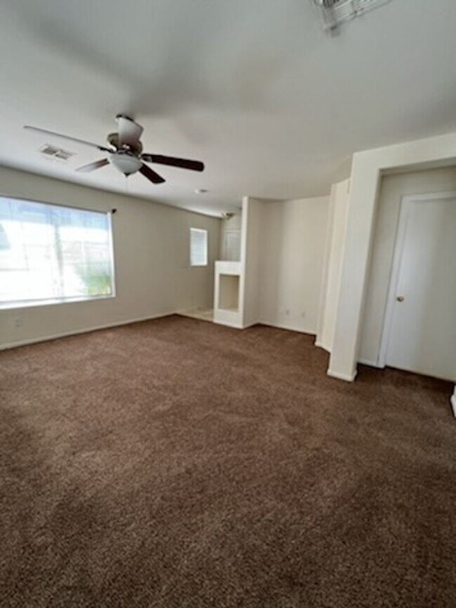 Building Photo - 3 br, 2.5 bath House - 77 Belle Maison Ave