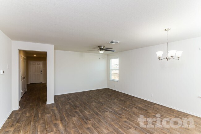 Building Photo - 15406 Shortwing