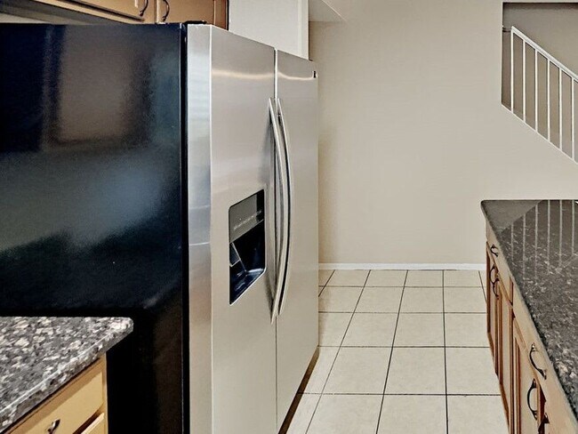 Foto del edificio - 6062 S Bell Pl