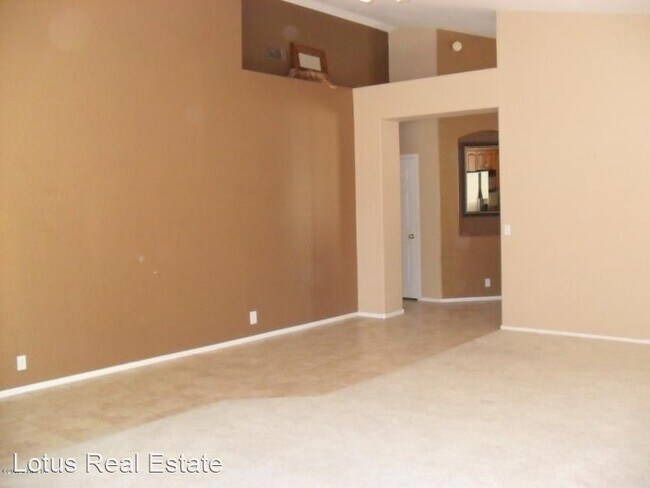 Building Photo - 3 br, 2 bath House - 6550 W Dublin Ct.