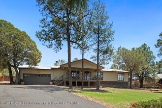 Building Photo - 125 McBride Dr