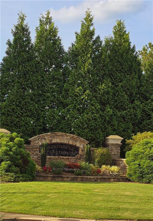 Foto del edificio - 1934 Dilcrest Dr