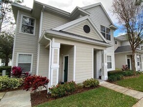 Building Photo - 1301 Eastern Pecan Pl