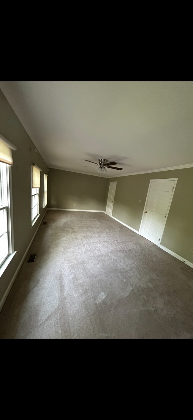 Foto del edificio - 548 Quince Ct