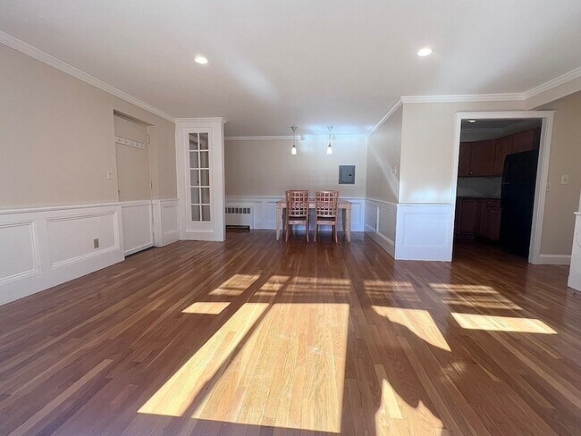 Foto del edificio - 8 Juniper St