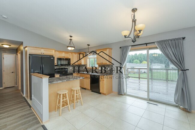 Foto del edificio - 3870 McIntosh Dr NW
