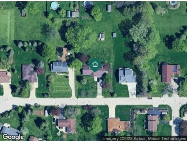 Quiet, friendly neighborhood - 9640 W Barnard Ave