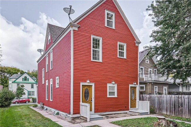 Building Photo - 810 Iglehart Ave