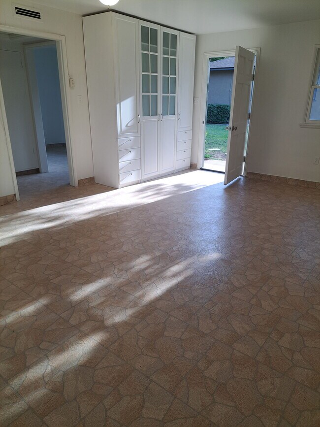 Foto del edificio - 4574 Viro Rd