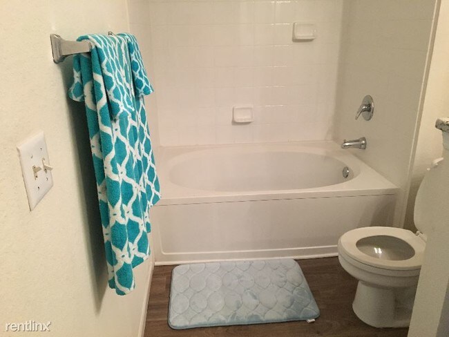 Building Photo - 2 br, 2 bath Condo - 621 Arbor Lakes