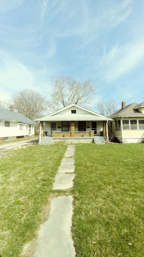 Primary Photo - 1 Bedroom Duplex