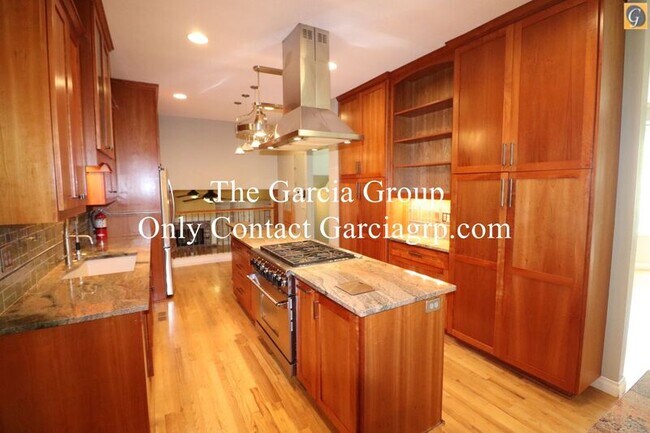 Foto del edificio - 4113 Wolf Berry Ct