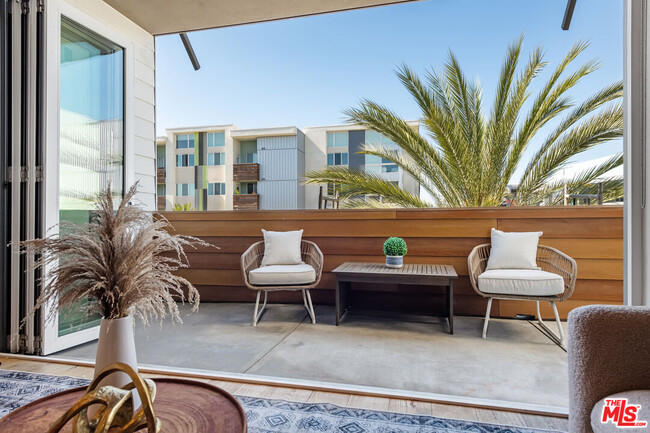 Foto del edificio - 12698 Sandhill Ln