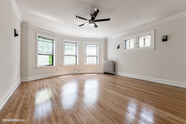 Building Photo - 2 br, 2 bath 4plex - 4742 S Woodlawn Ave