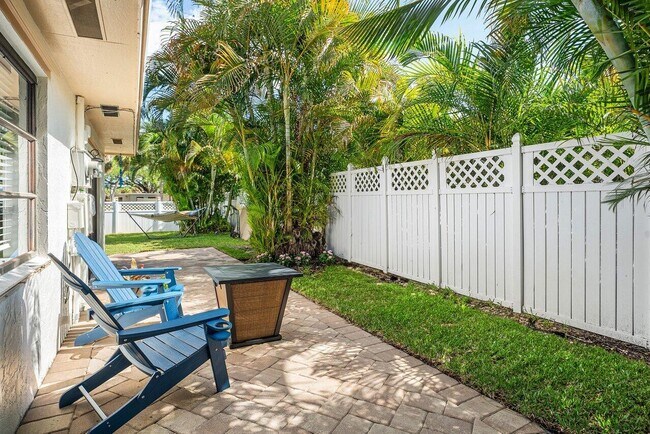 Foto del edificio - 2103 N Palm Cir
