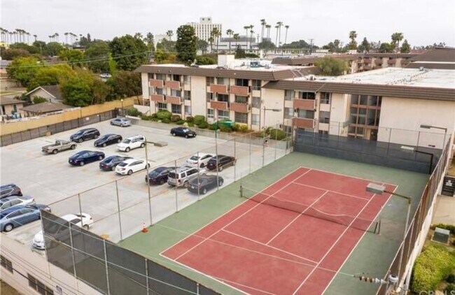 Foto del edificio - 5585 E Pacific Coast Hwy