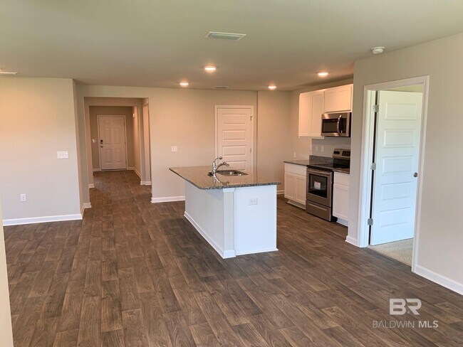 Foto del edificio - 8317 Harmon St