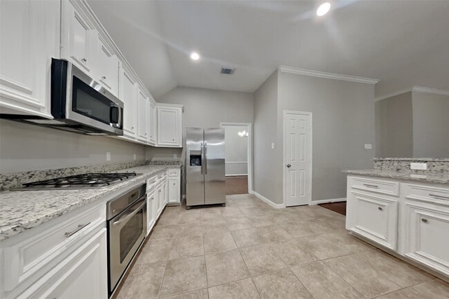 Building Photo - 12711 Cedar Grove Ct