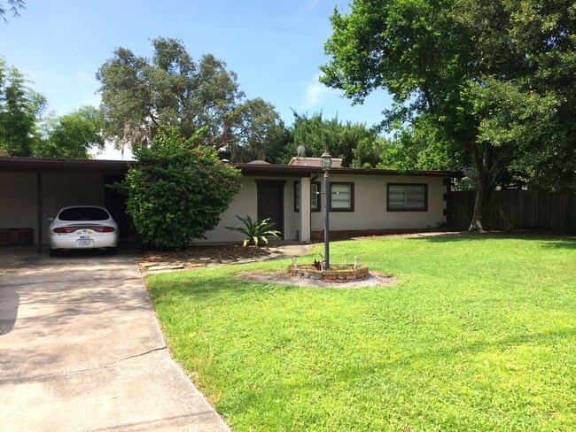 Photo - 6714 Nina Rosa Dr Apartment