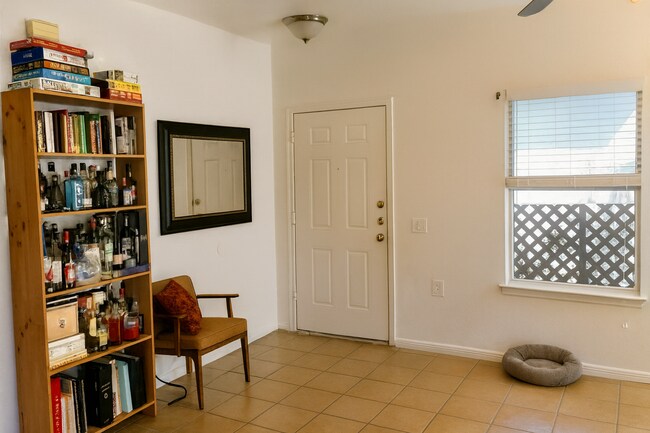 Foto del edificio - 1707 Chestnut Ave