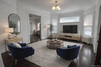 Building Photo - 257 S 2nd Ave