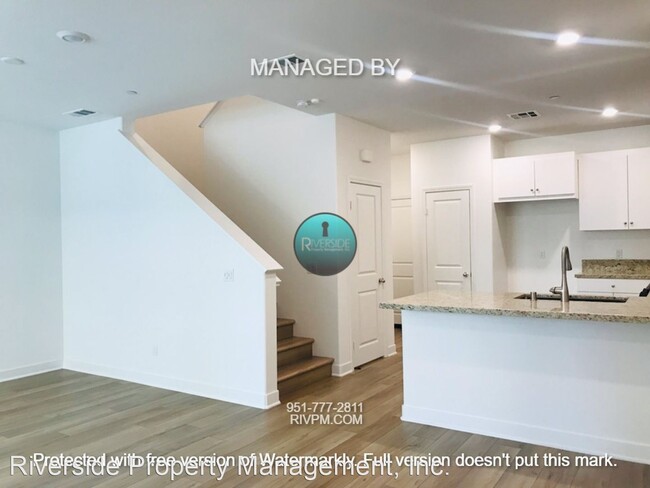 Building Photo - 3 br, 2.5 bath House - BRAND NEW condo in ...