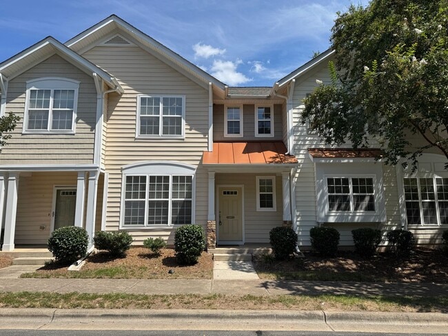 Spacious South Durham Townhouse! - Spacious South Durham Townhouse!